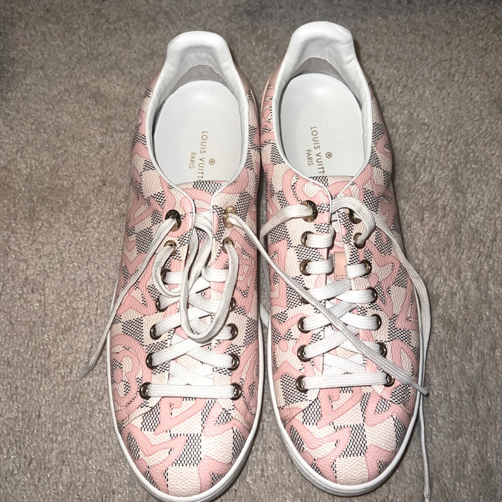 Louis Vuitton front row tahitienne bora bora Damier azur sneakers
